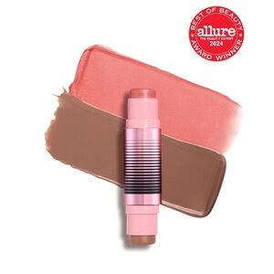 GlowTour Duo
Shimmering Blush / Contour shade 3